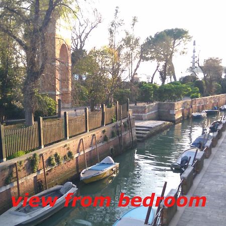 Susy Biennale Apartment - Canal View And Garden البندقية المظهر الخارجي الصورة
